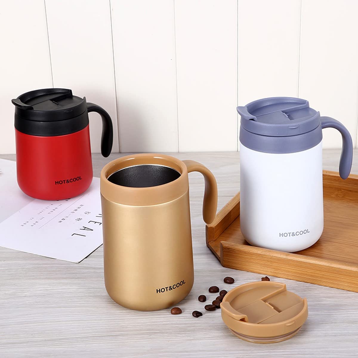 Double-layer stainless steel coffee mug with screw lid