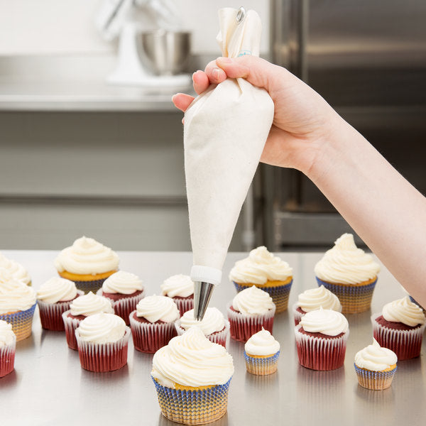 100-piece disposable piping bags for cake decorating